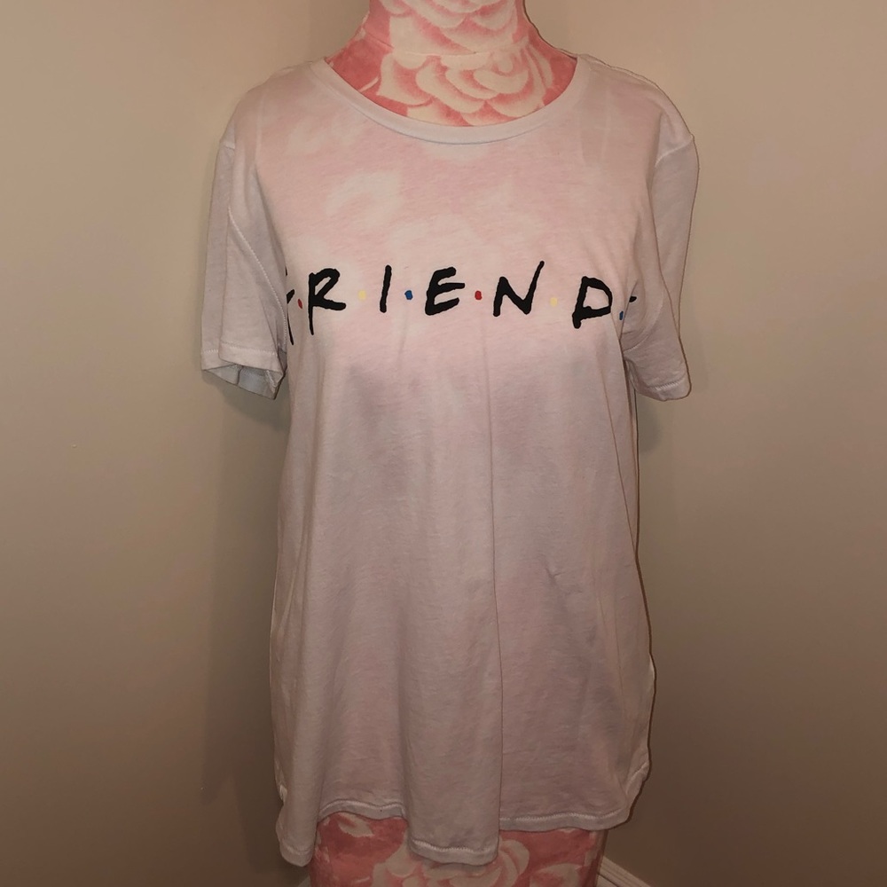NEW H&M T-SHIRT